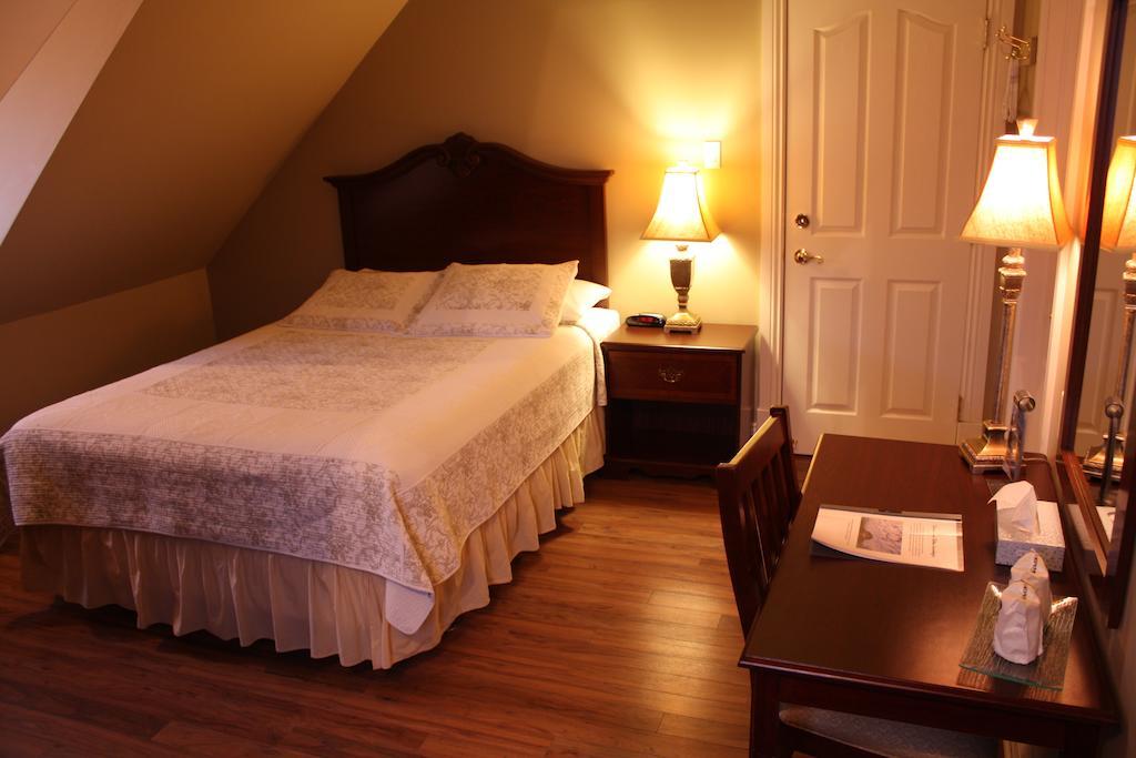 Auberge Chateau Lamontagne Sainte Anne-des-Chênes Zimmer foto
